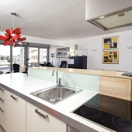 West Coast Penthouse Lägenhet